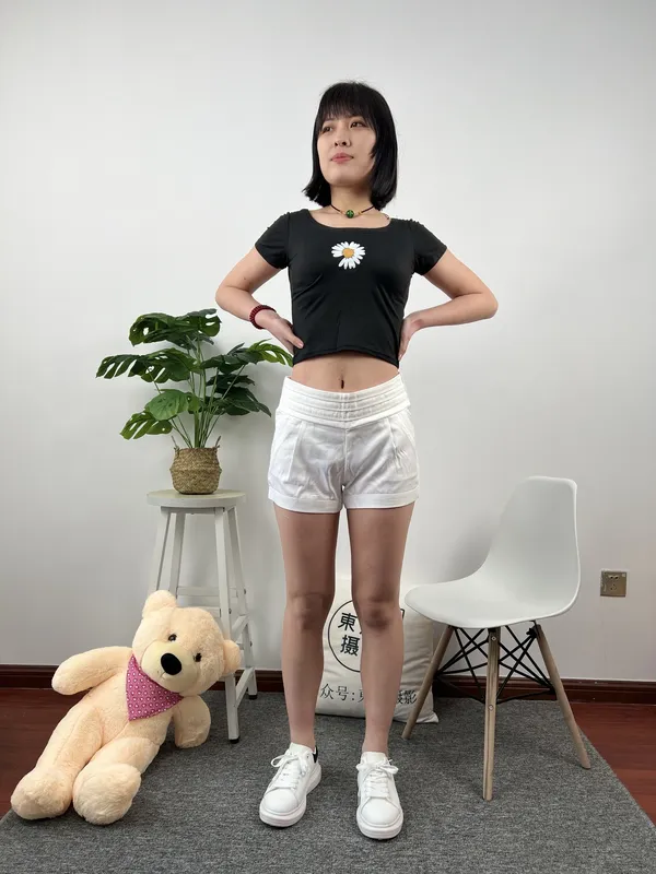 三禾摄影 No.038 休闲短裤 棉袜 小白鞋 - 三禾摄影